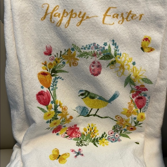 Cynthia Rowley Happy Easter White Hand Towels with Bird and Floral Design - Picture 3 of 4
